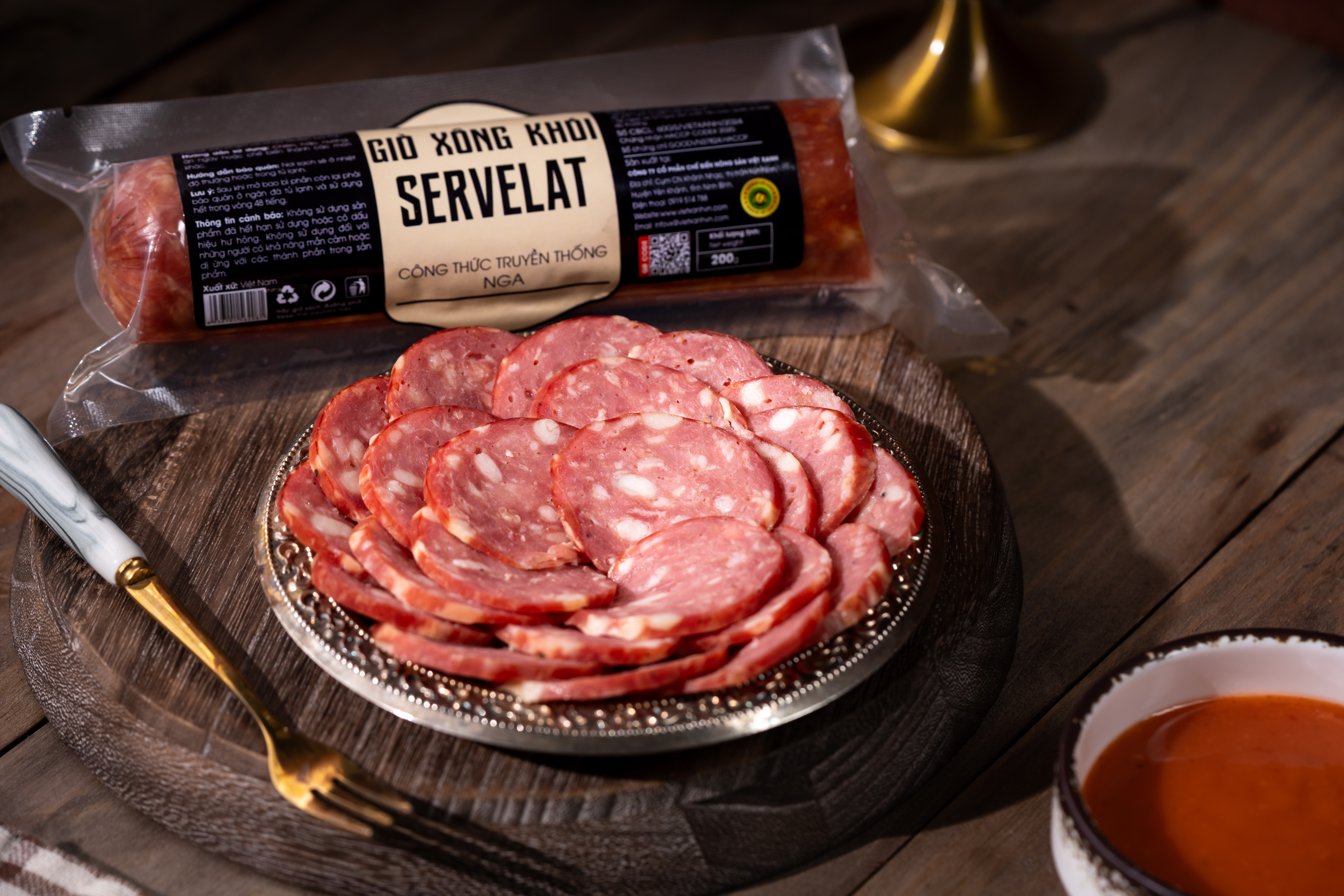 GIÒ XÔNG KHÓI SERVELAT